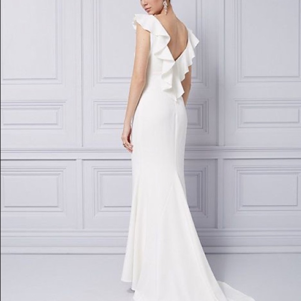 Le Chateau wedding dress size 16 Twill Open back